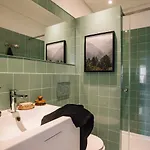 Sabarros - 2 Bedrooms In Alvalade アパート *