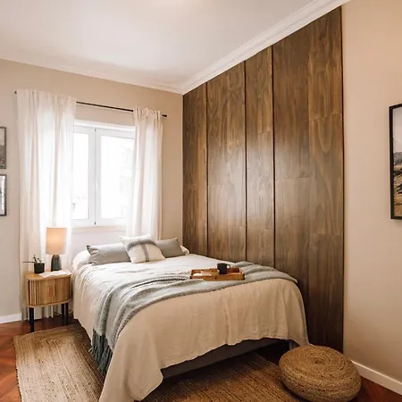 Sabarros - 2 Bedrooms In Alvalade
