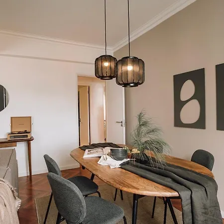 아파트 Sabarros - 2 Bedrooms In Alvalade